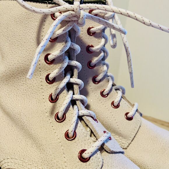 Dr Martens Women's 9 Leather Boots Cream Pink Combat Lace Up Doc 27655 Wedding - Picture 5 of 11